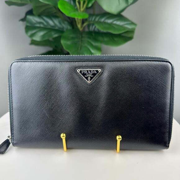 💎✨Authentic Prada Large Black Saffiano Leather Wallet - Picture 1 of 8